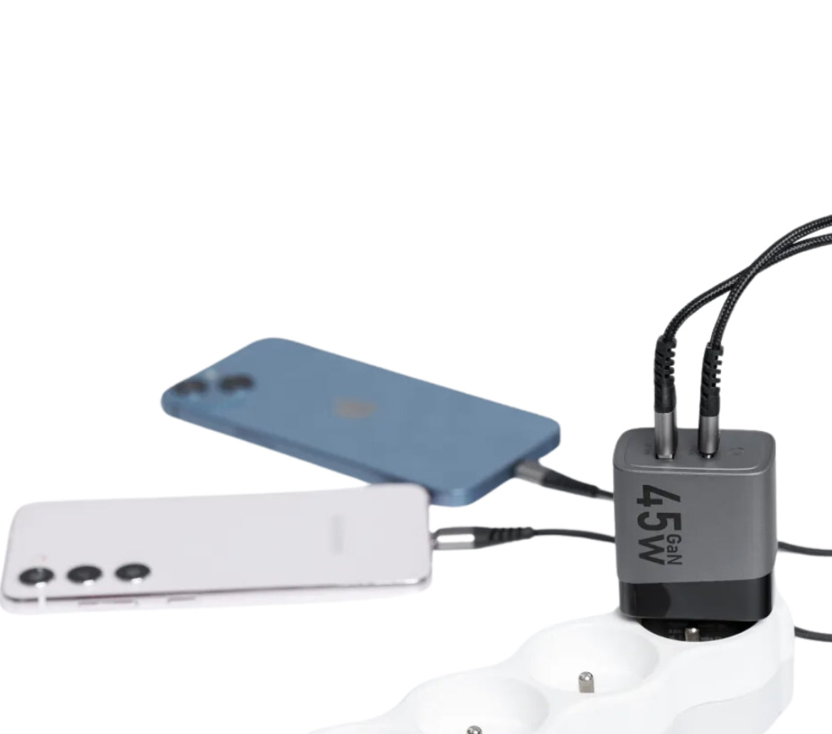 Adapter - met USB C en USB A aansluitingen - 4A 45W - Grijs